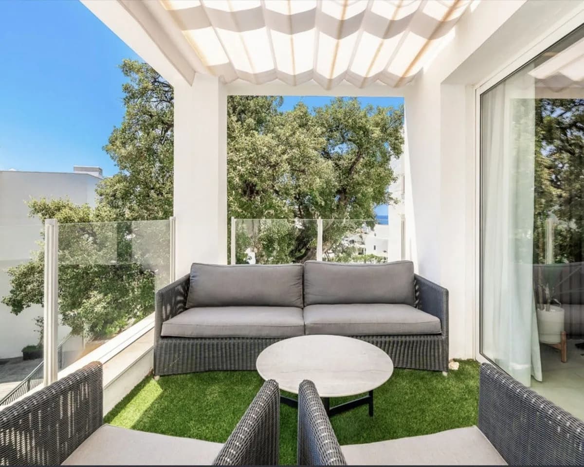 2 Bedroom Penthouse Duplex for Sale in Altos de los Monteros, Málaga - Image 5