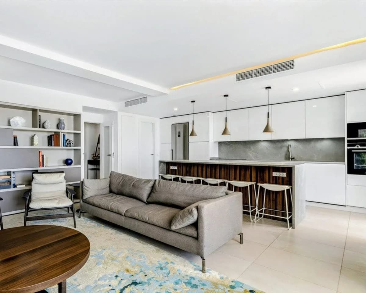 2 Bedroom Penthouse Duplex for Sale in Altos de los Monteros, Málaga - Image 8