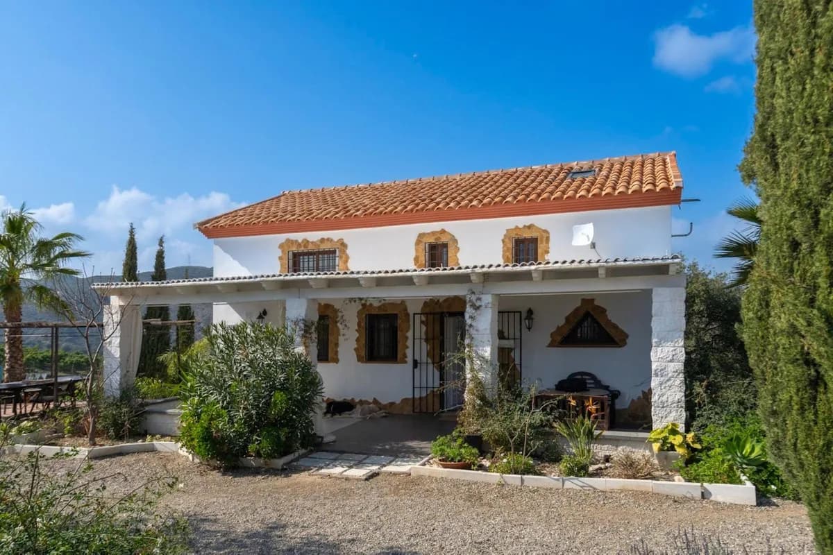3 Bedroom Finca - Cortijo for Sale in Coín, Málaga