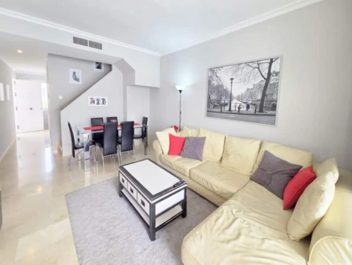 2 Bedroom Penthouse Duplex for Sale in La Duquesa, Málaga - Image 4