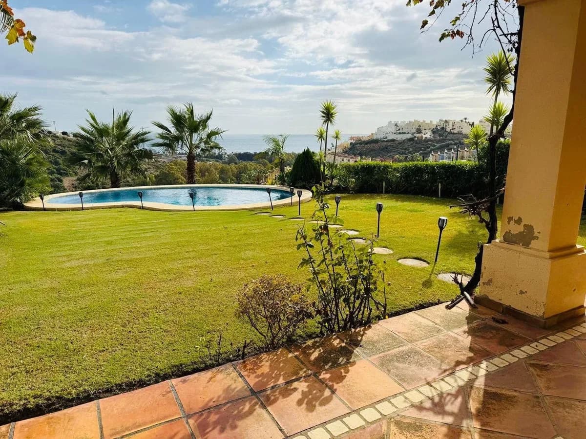 5 Bedroom Detached Villa for Sale in Casares, Málaga - Image 3