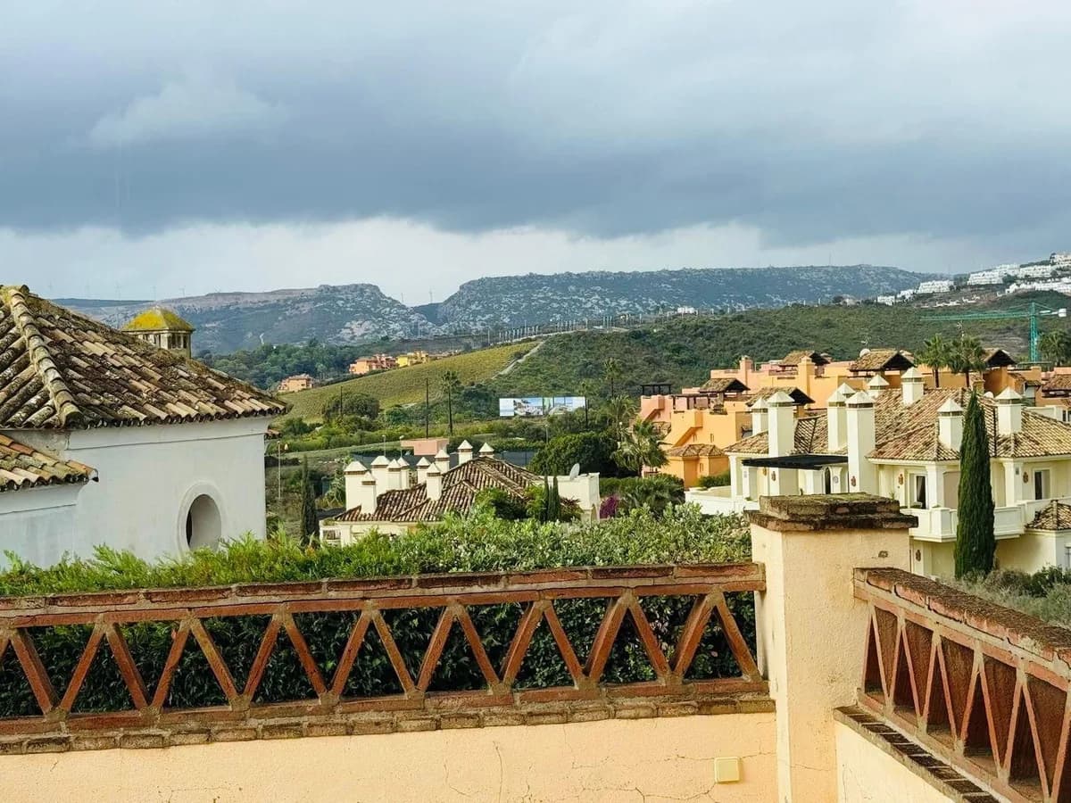 5 Bedroom Detached Villa for Sale in Casares, Málaga - Image 6