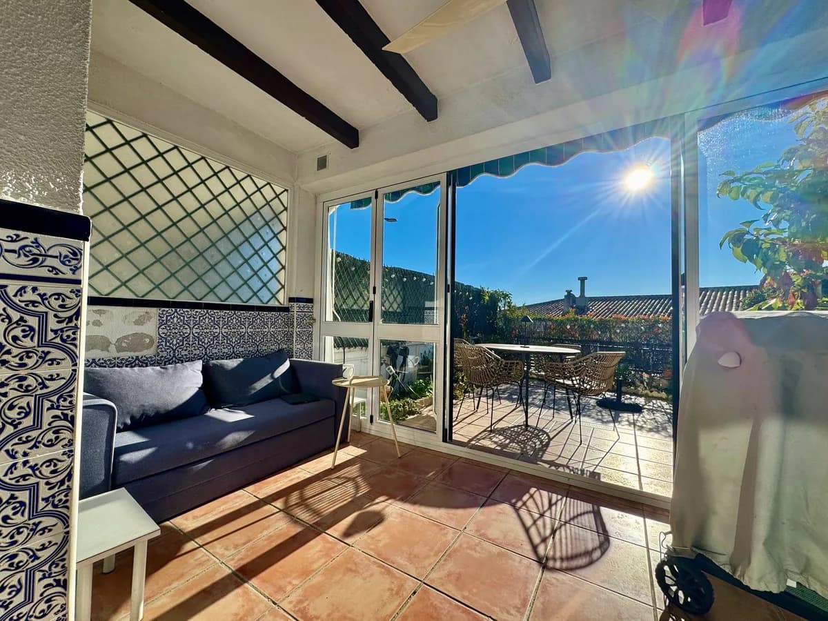 2 Bedroom Townhouse for Sale in Benalmadena Pueblo, Málaga - Image 3