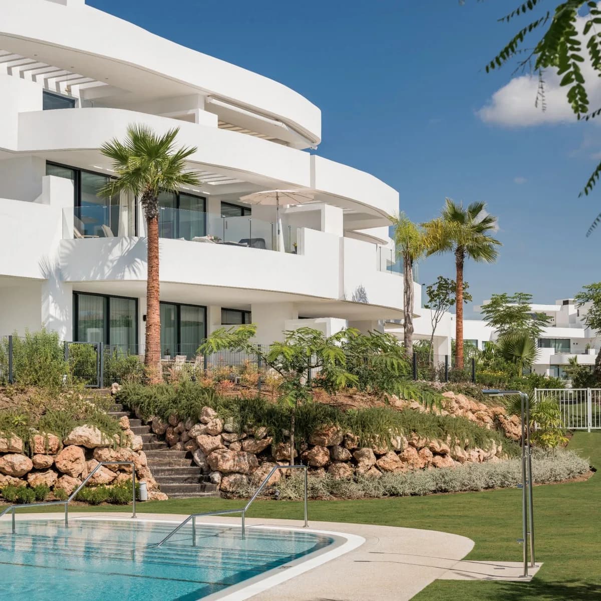 2 Bedroom Ground Floor Apartment for Sale in Ojén, Málaga - Image 6