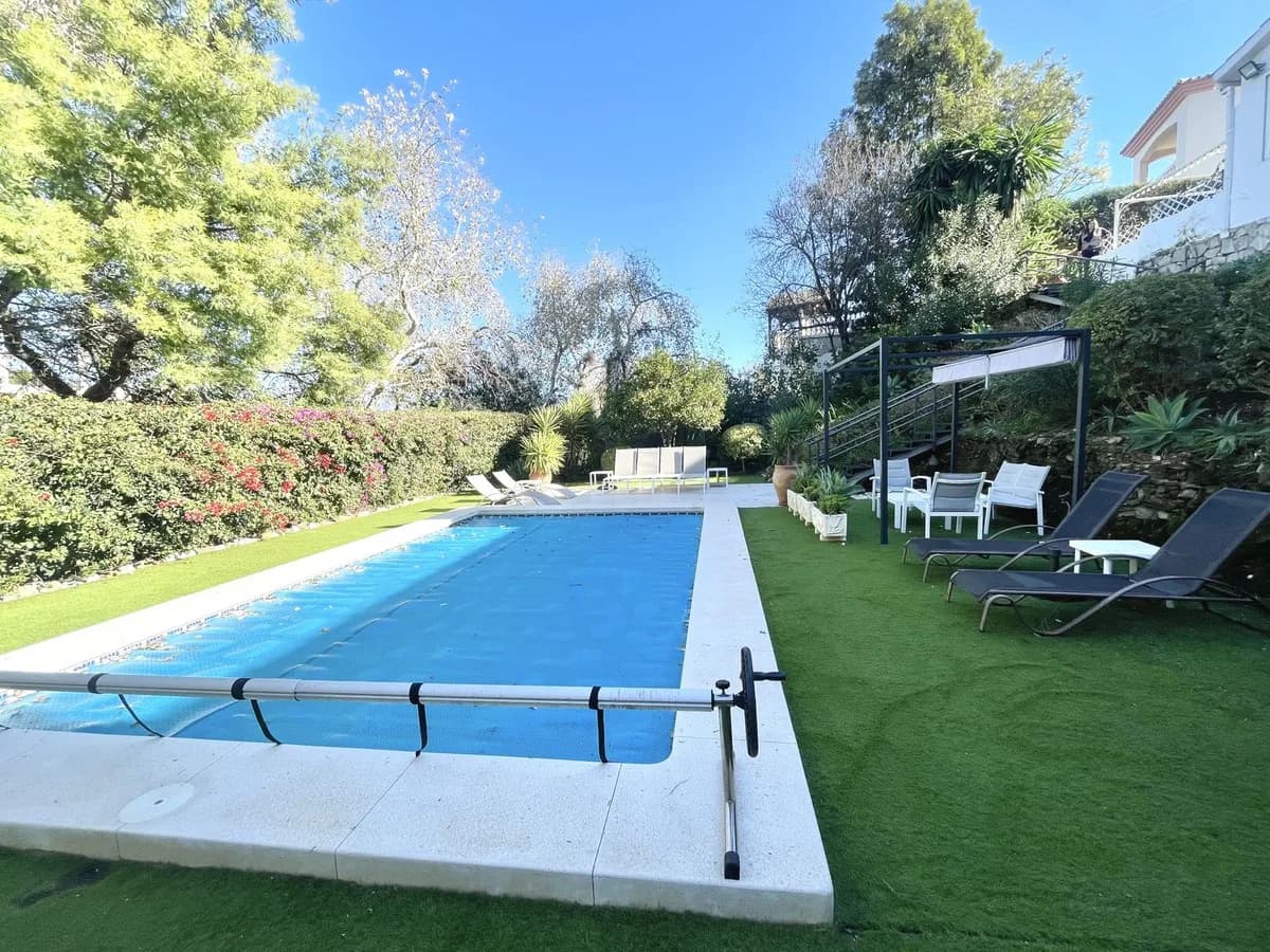 3 Bedroom Detached Villa for Sale in Cerros del Aguila, Málaga - Image 2