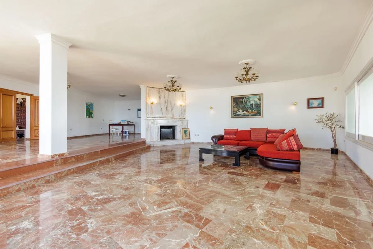9 Bedroom Detached Villa for Sale in Torremuelle, Málaga - Image 7