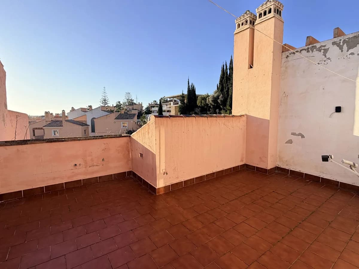 4 Bedroom Townhouse for Sale in Riviera del Sol, Málaga - Image 8