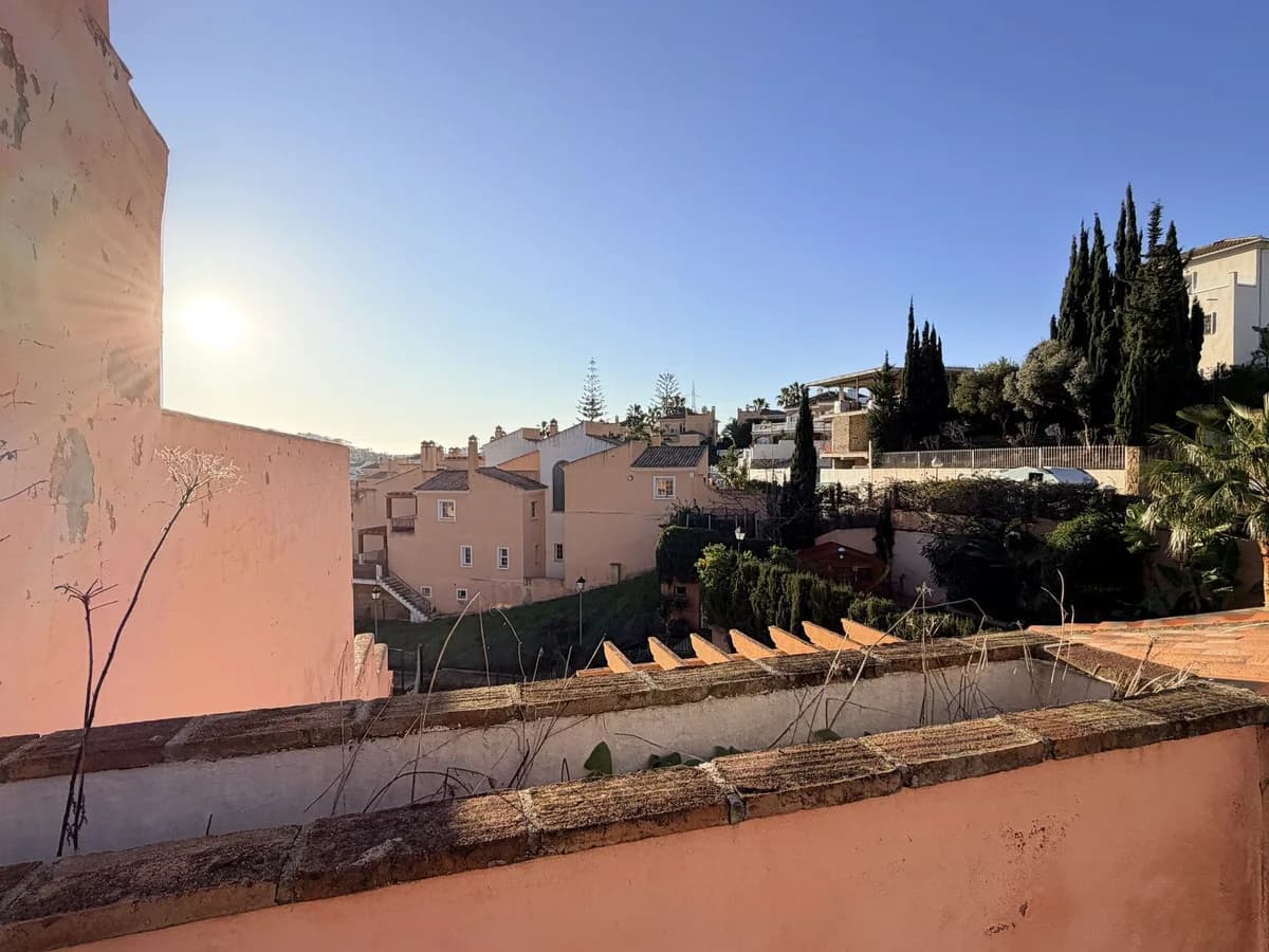 4 Bedroom Townhouse for Sale in Riviera del Sol, Málaga - Image 9