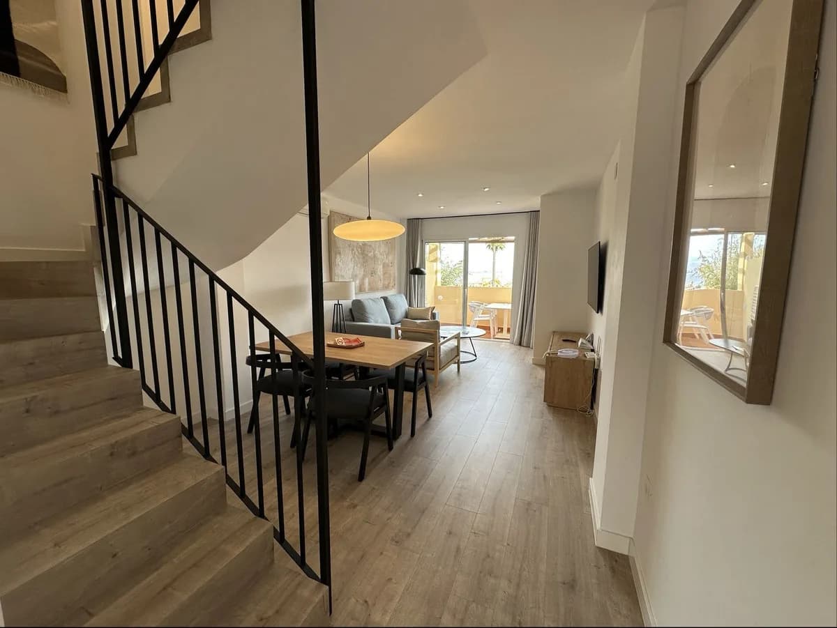 2 Bedroom Duplex for Sale in Mijas Costa, Málaga - Image 9