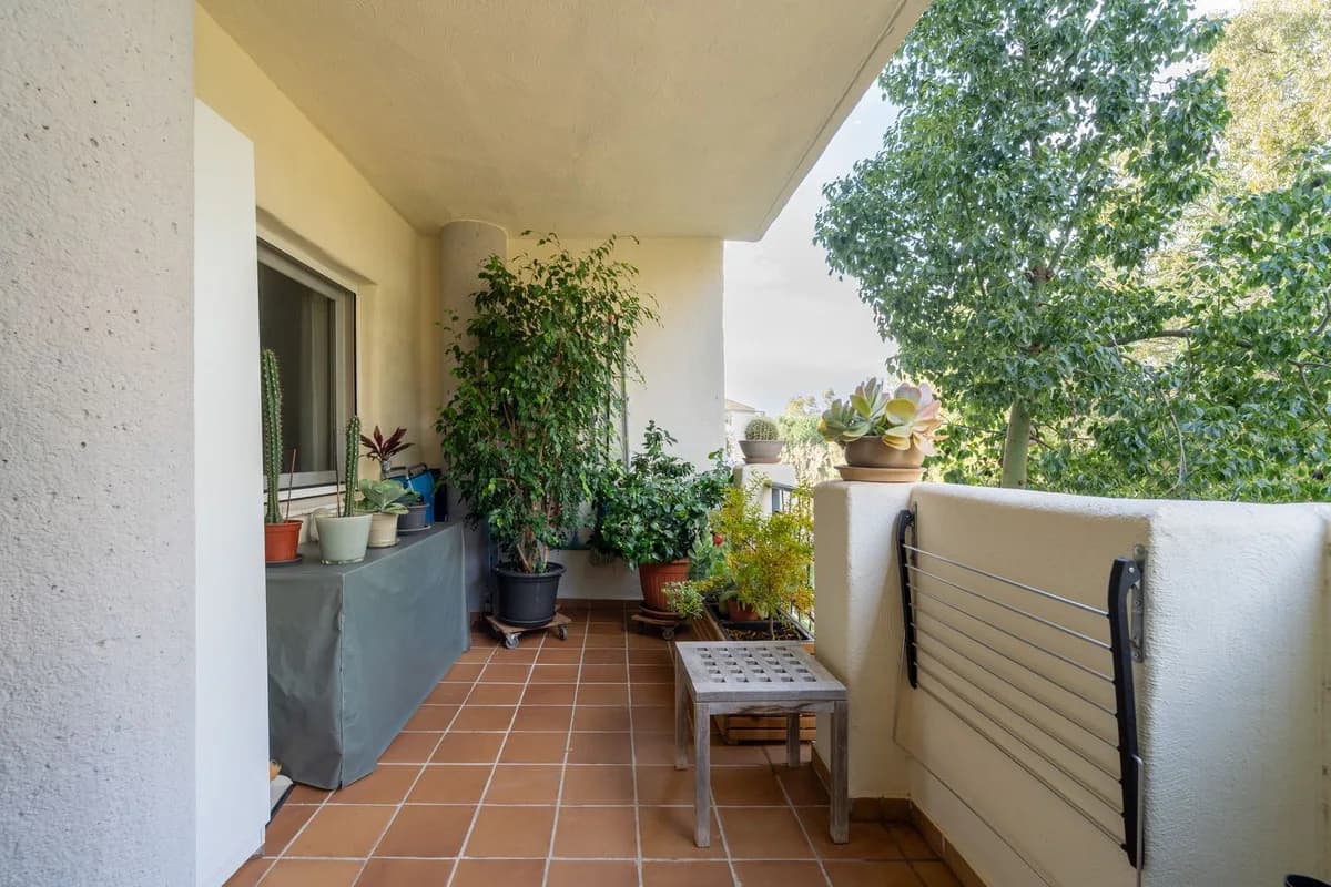 2 Bedroom Ground Floor Apartment for Sale in Elviria, Málaga - Image 9