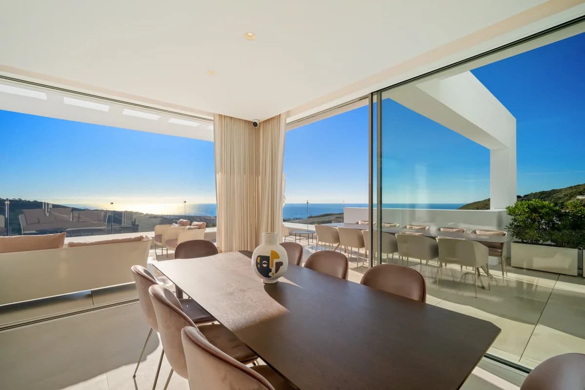 3 Bedroom Penthouse for Sale in Ojén, Málaga - Image 3