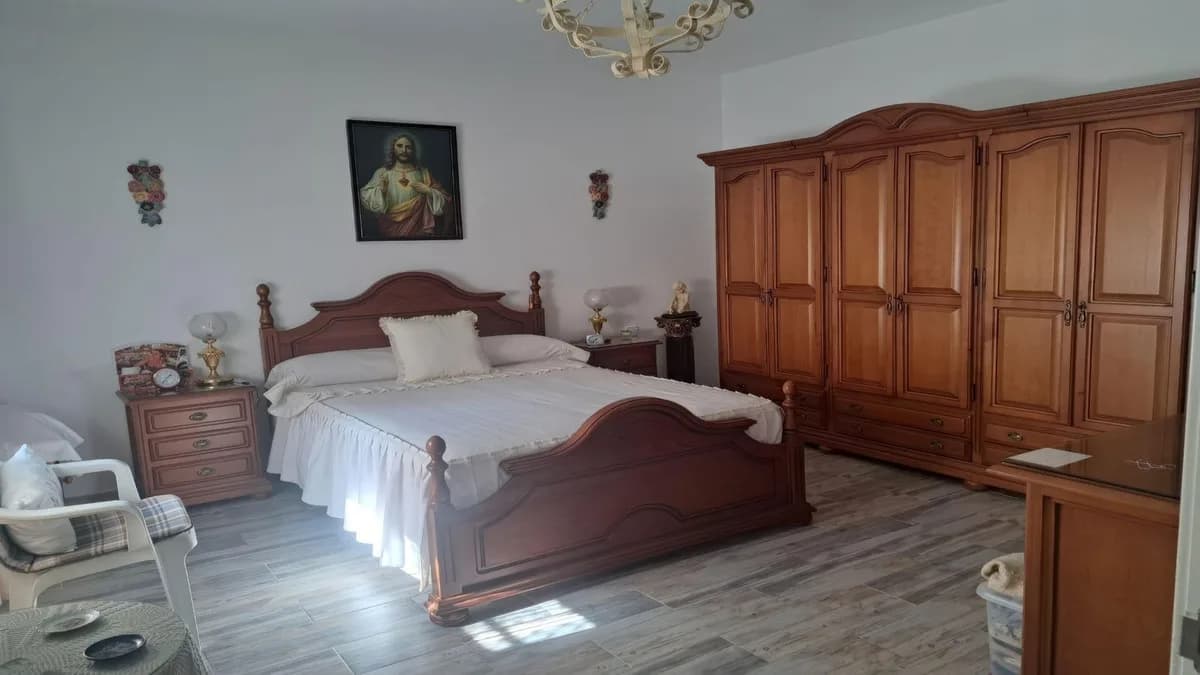 4 Bedroom Finca - Cortijo for Sale in Alhaurín el Grande, Málaga - Image 7