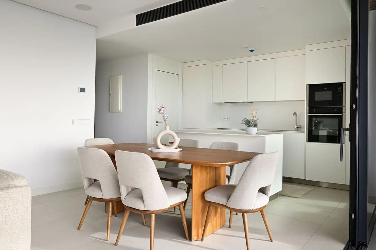 2 Bedroom Middle Floor Apartment for Sale in Fuengirola, Málaga - Image 6