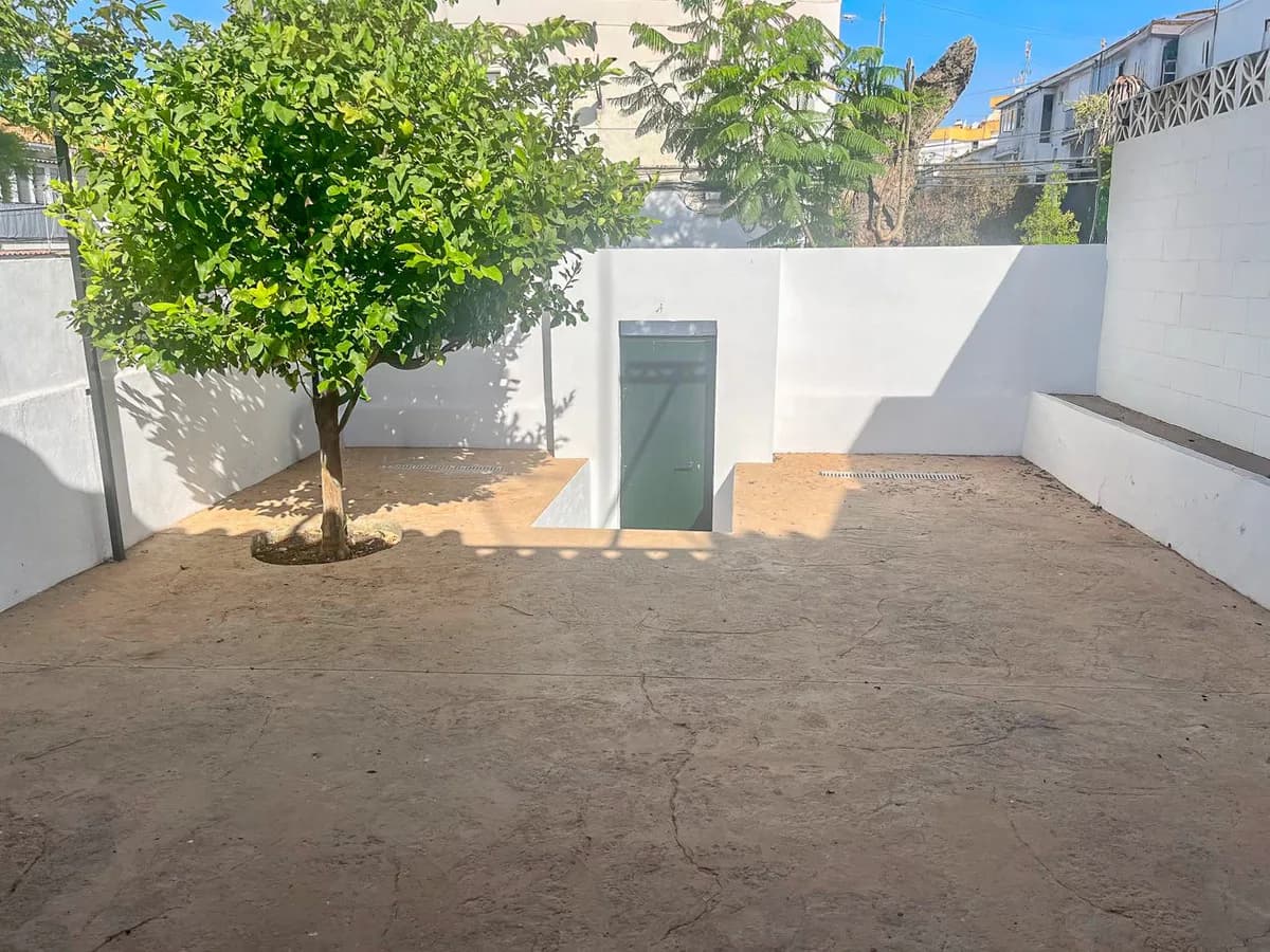 2 Bedroom Finca - Cortijo for Sale in Marbella, Málaga - Image 8
