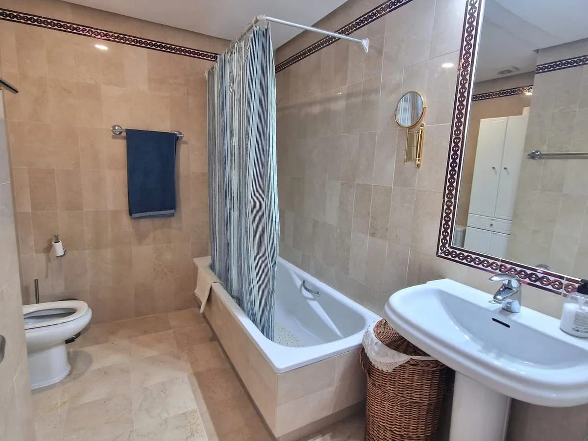 2 Bedroom Semi-Detached House for Sale in Casares Playa, Málaga - Image 9