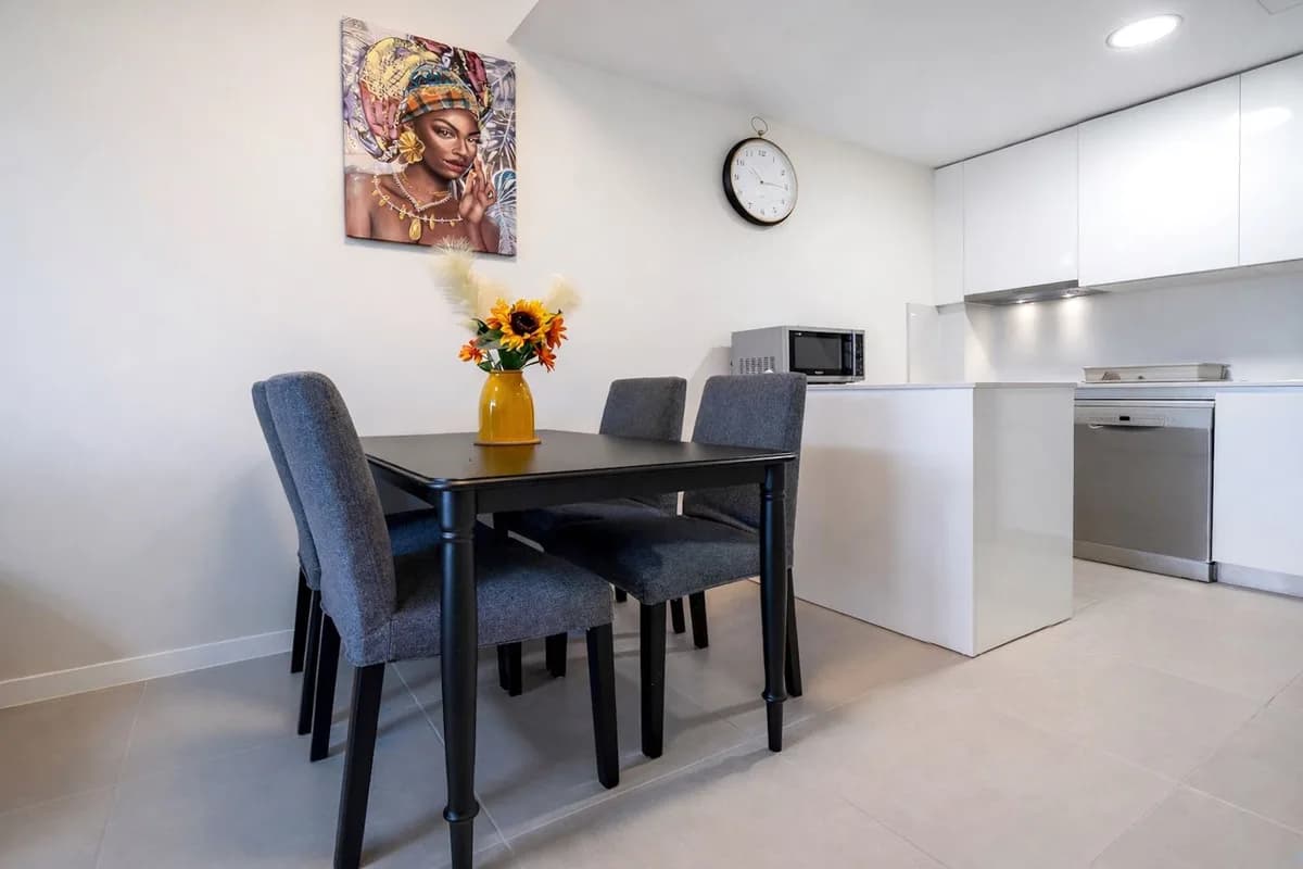 2 Bedroom Ground Floor Apartment for Sale in Estepona, Málaga - Image 7