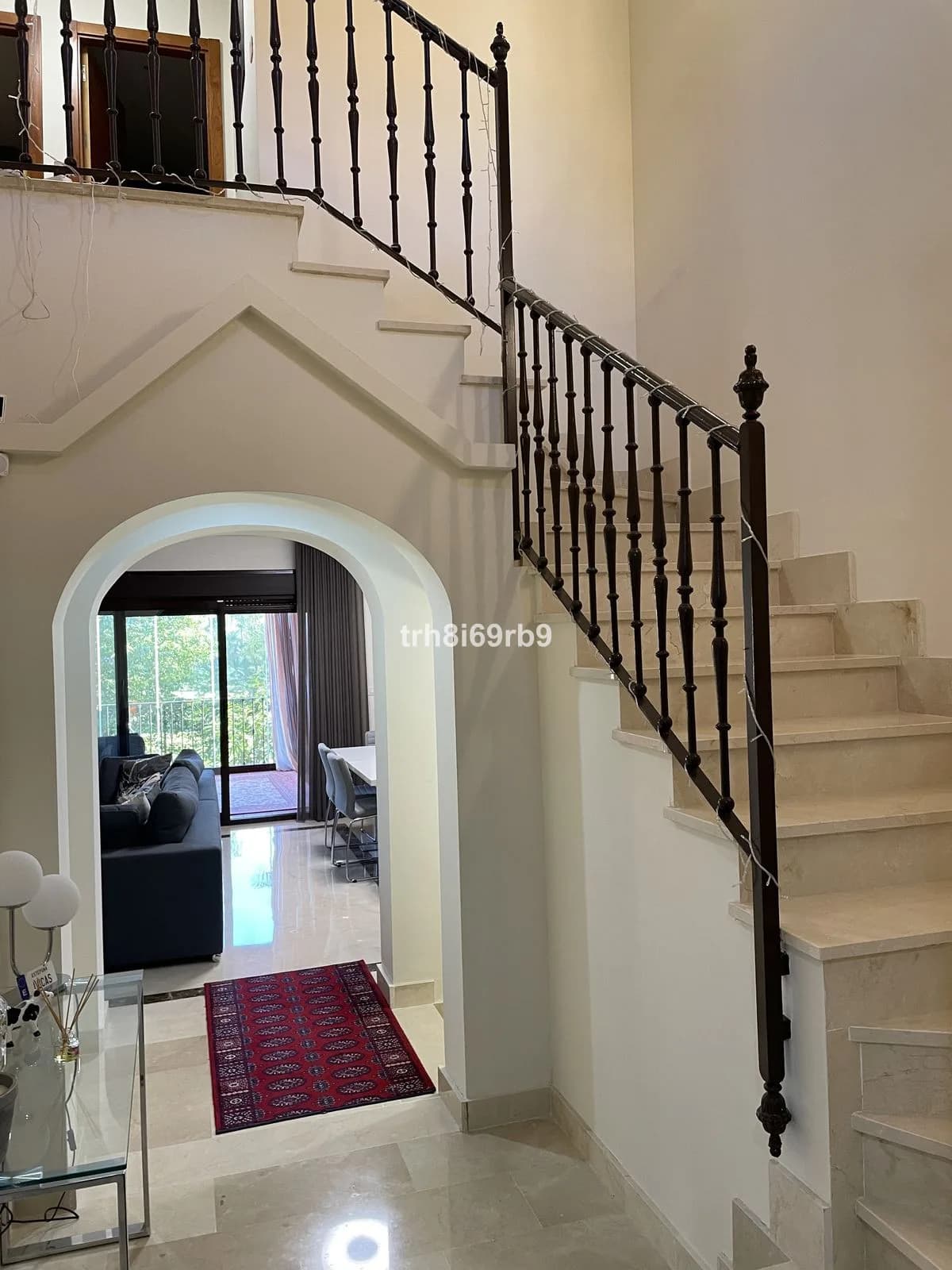 3 Bedroom Semi-Detached House for Sale in Estepona, Málaga - Image 9