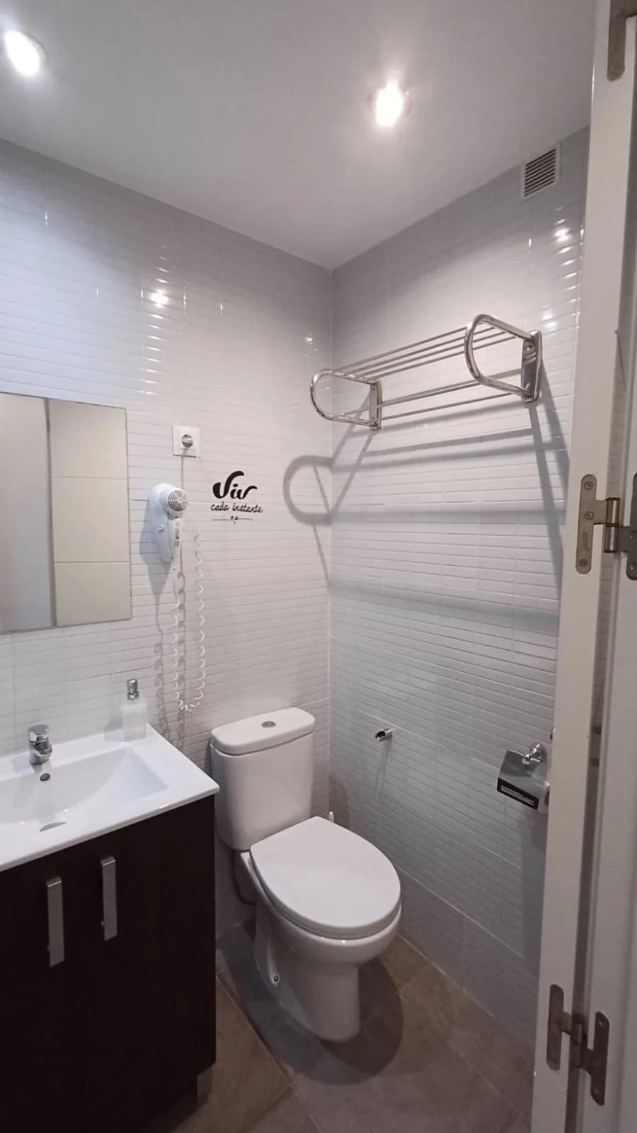 1 Bedroom Middle Floor Studio for Sale in Estepona, Málaga - Image 9