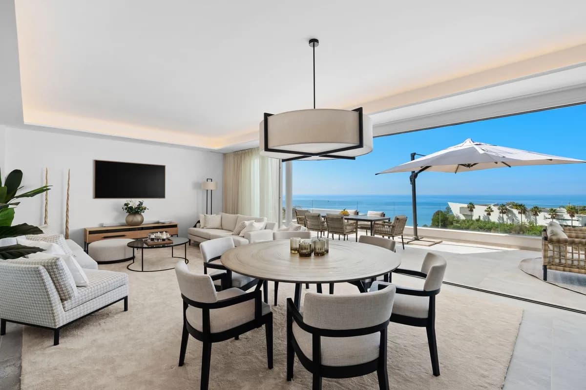 3 Bedroom Penthouse for Sale in Benalmadena, Málaga - Image 5