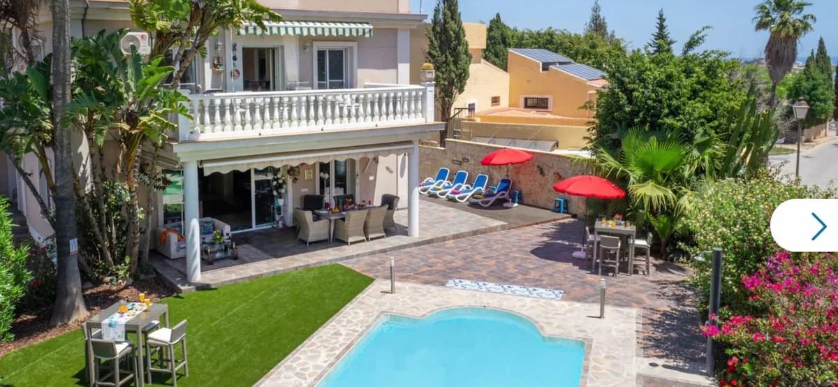 8 Bedroom Detached Villa for Sale in Campo Mijas, Málaga - Image 2