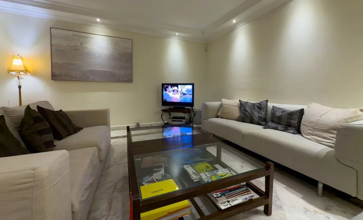 7 Bedroom Detached Villa for Sale in El Rosario, Málaga - Image 6