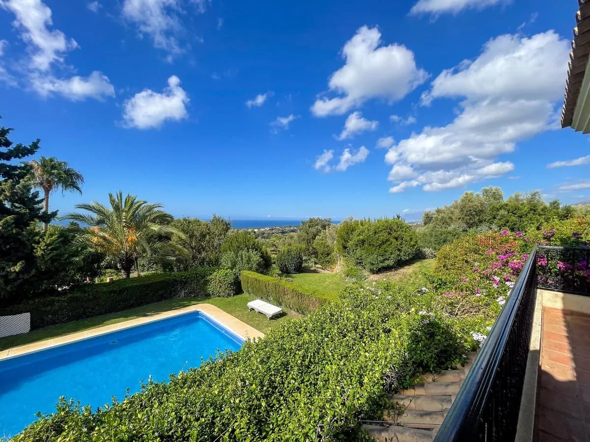 7 Bedroom Detached Villa for Sale in El Rosario, Málaga - Image 7