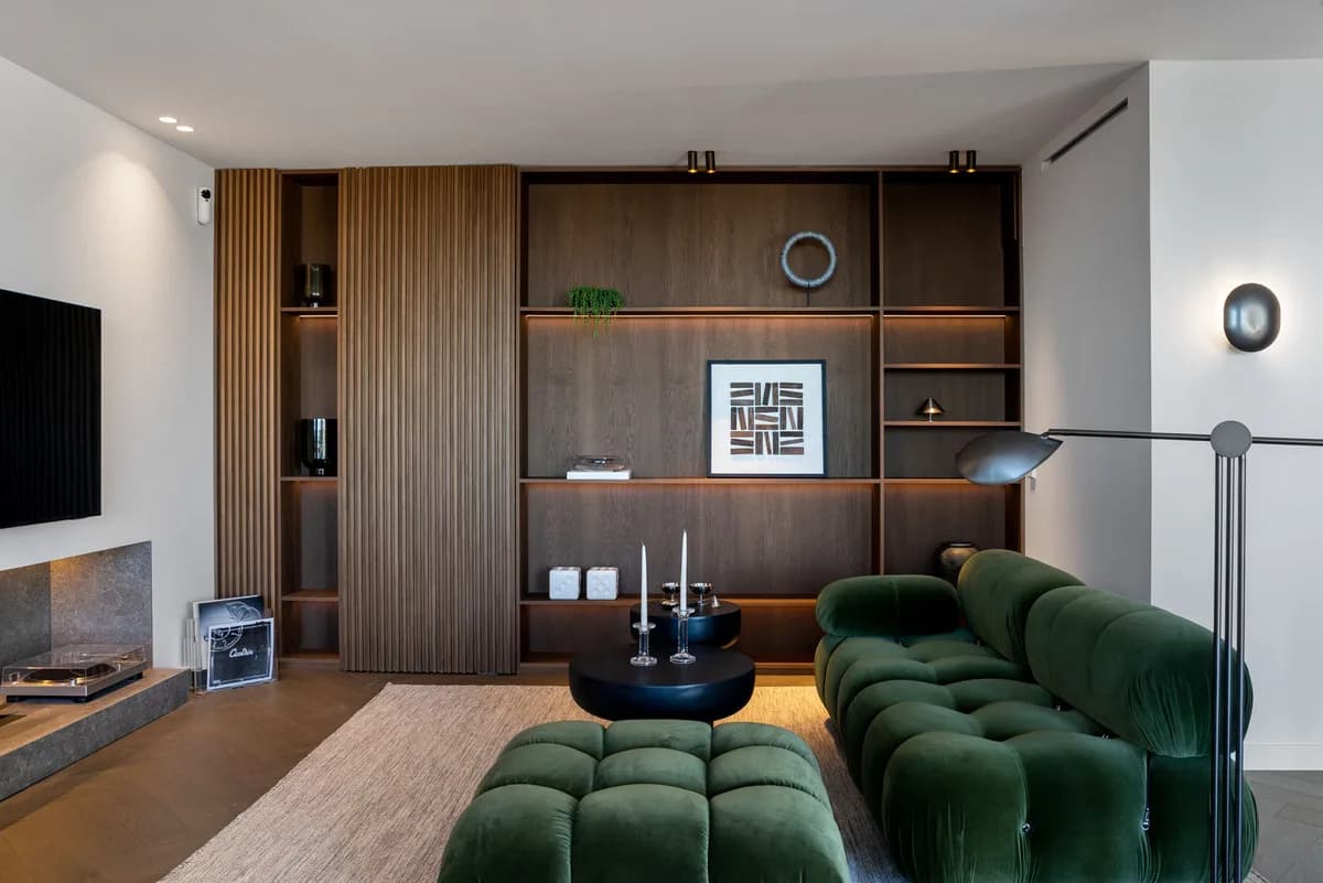 4 Bedroom Penthouse Duplex for Sale in Nueva Andalucía, Málaga - Image 3