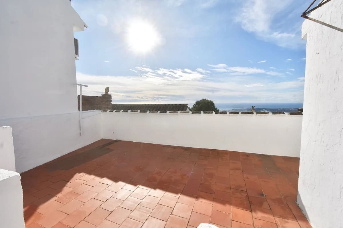 3 Bedroom Townhouse for Sale in Mijas, Málaga - Image 3