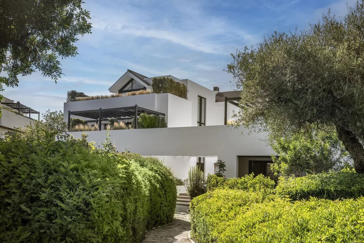 5 Bedroom Townhouse for Sale in Sotogrande, Cádiz
