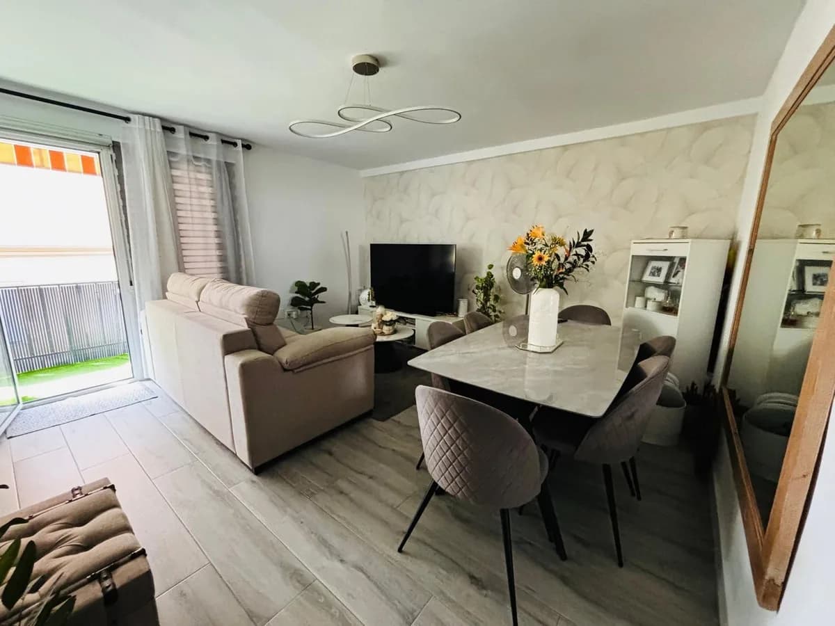 3 Bedroom Top Floor Apartment for Sale in Las Lagunas, Málaga