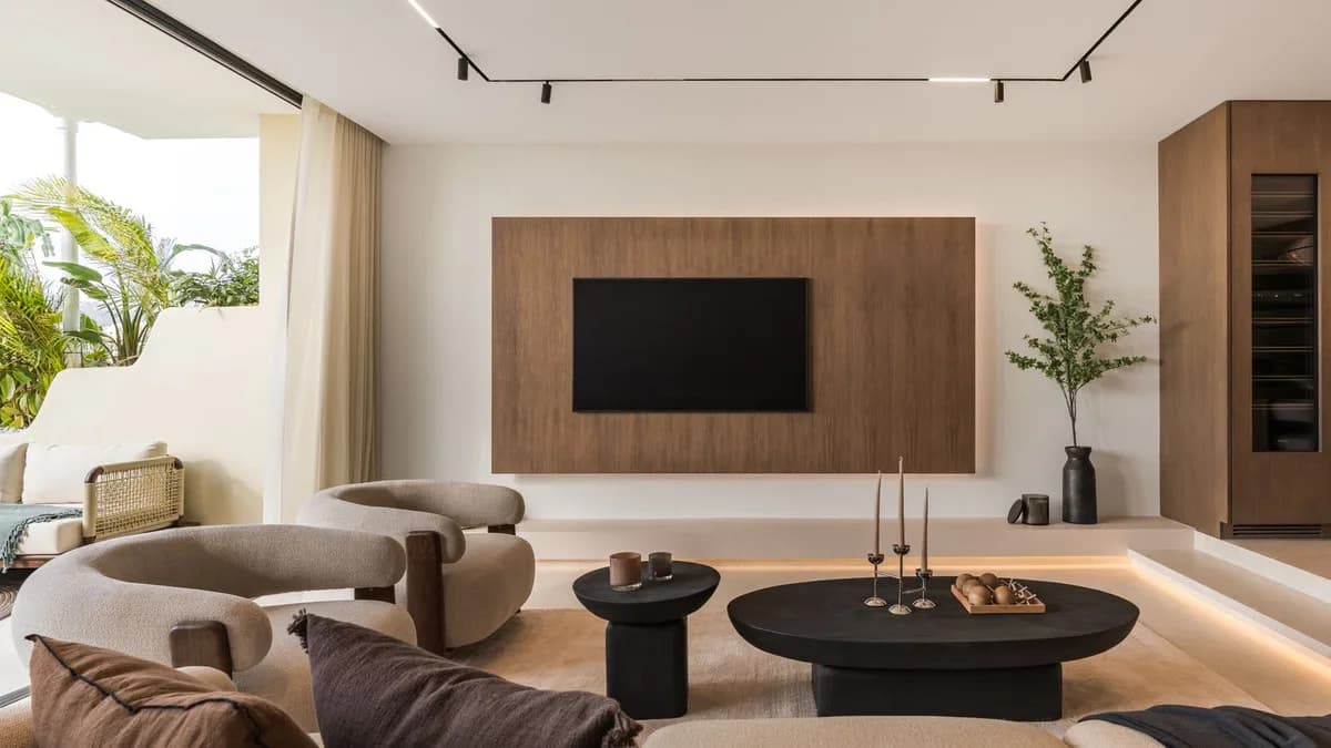 3 Bedroom Townhouse for Sale in Nueva Andalucía, Málaga - Image 2