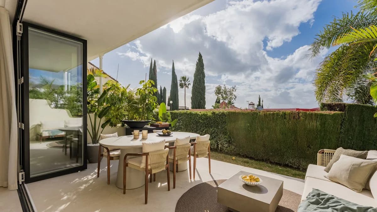 3 Bedroom Townhouse for Sale in Nueva Andalucía, Málaga - Image 8