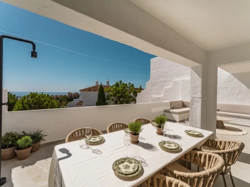 3 Bedroom Duplex for Sale in Benahavís, Málaga - Image 5