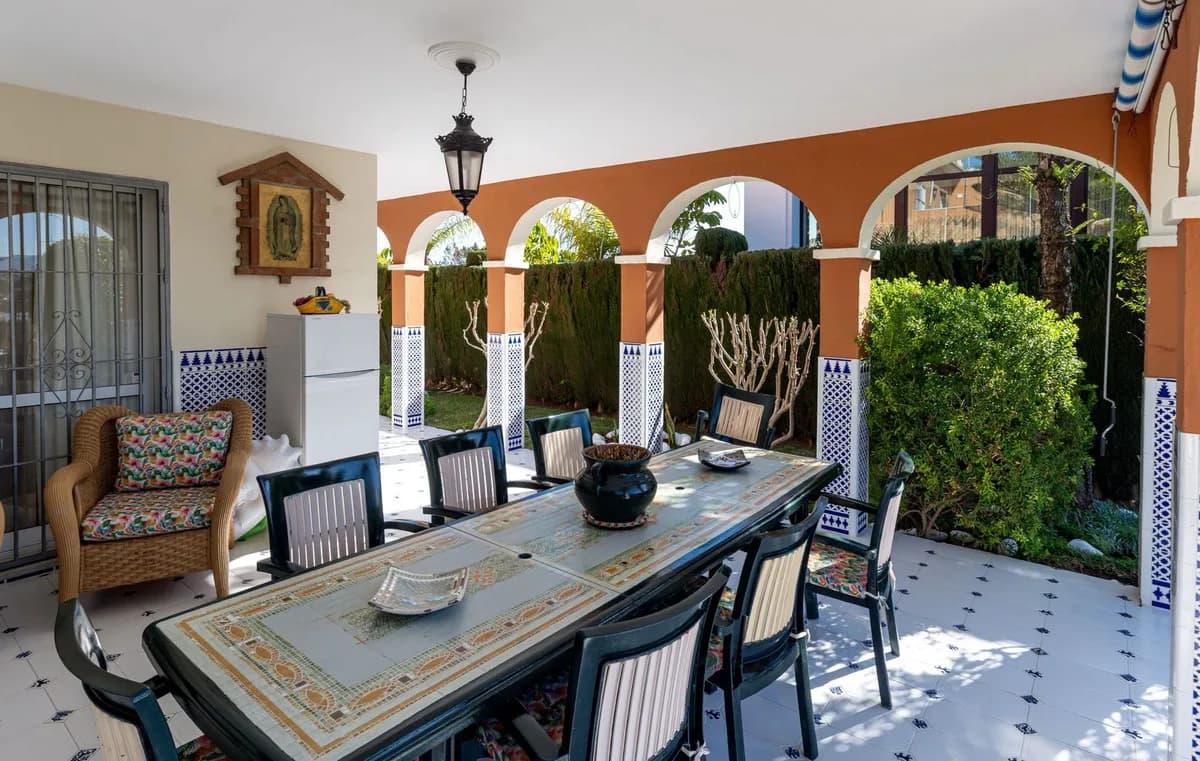 4 Bedroom Detached Villa for Sale in Mijas, Málaga - Image 7