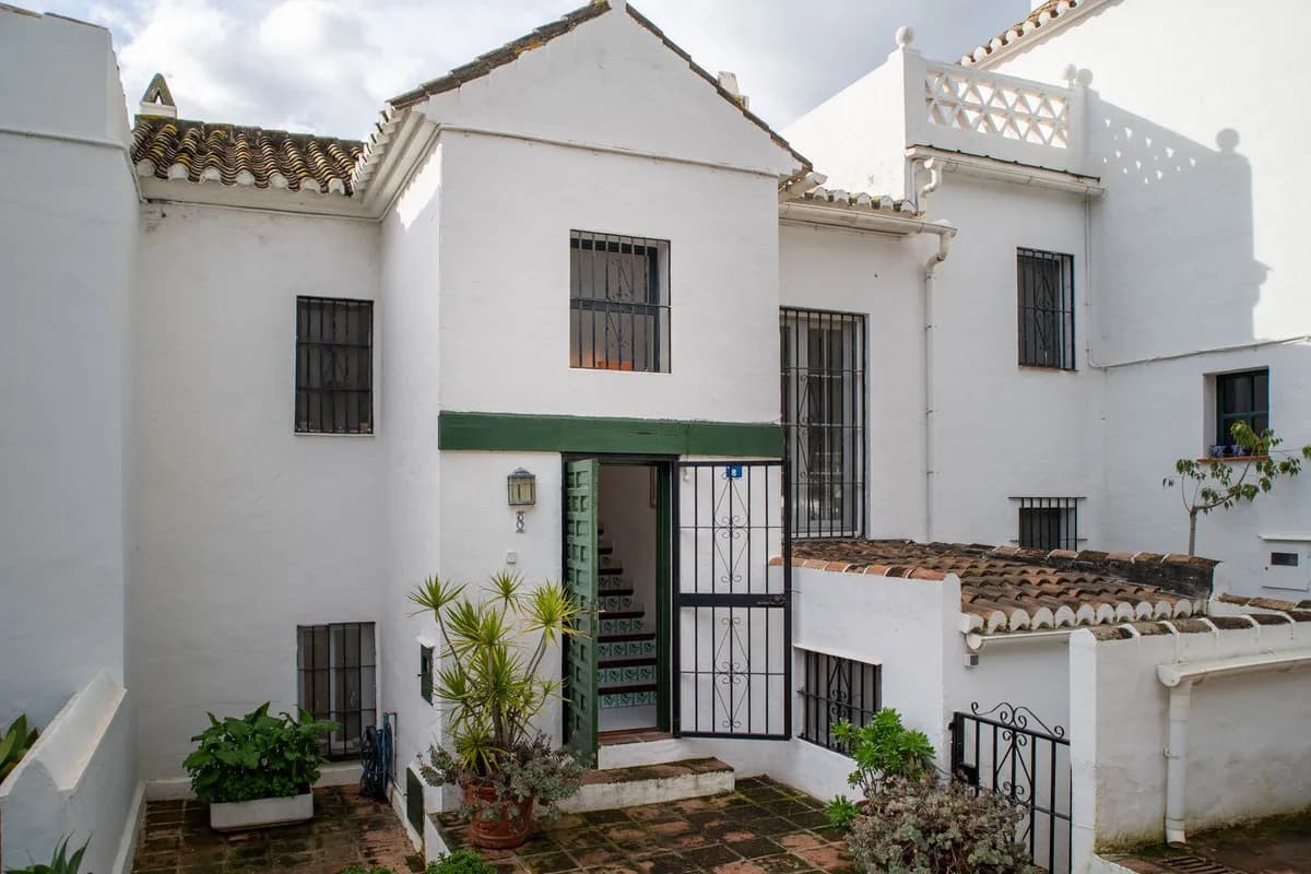3 Bedroom Townhouse for Sale in Fuengirola, Málaga