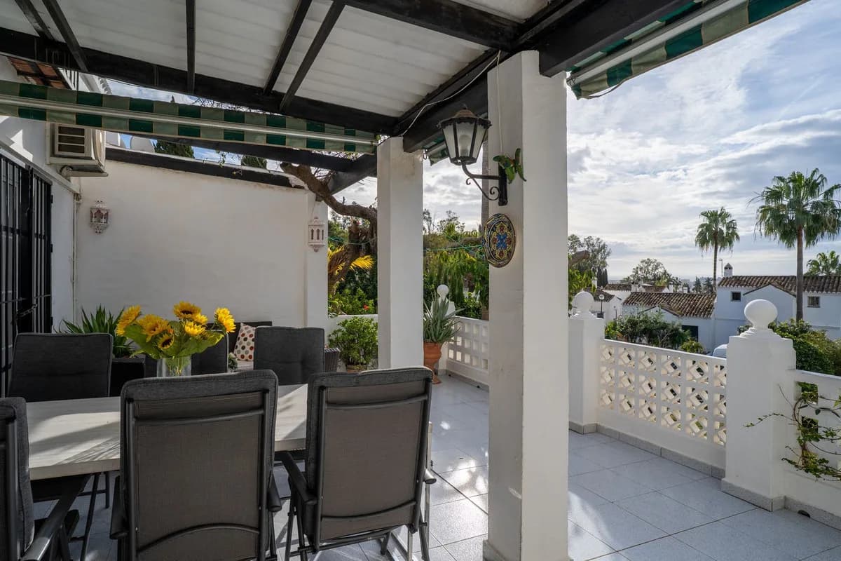 3 Bedroom Townhouse for Sale in Fuengirola, Málaga - Image 2