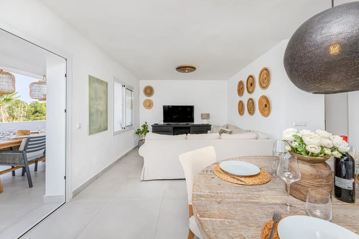 2 Bedroom Townhouse for Sale in Elviria, Málaga - Image 6