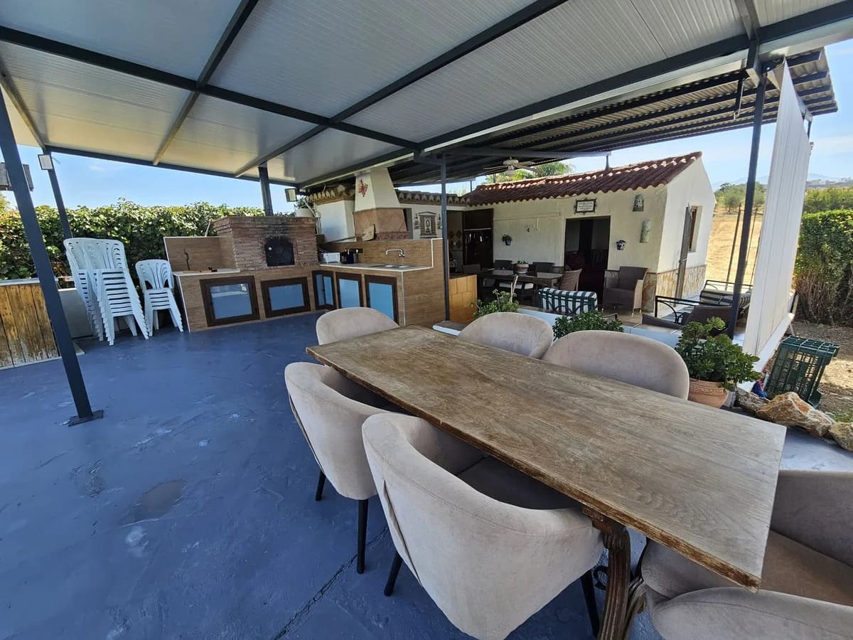 1 Bedroom Finca - Cortijo for Sale in Coín, Málaga - Image 5