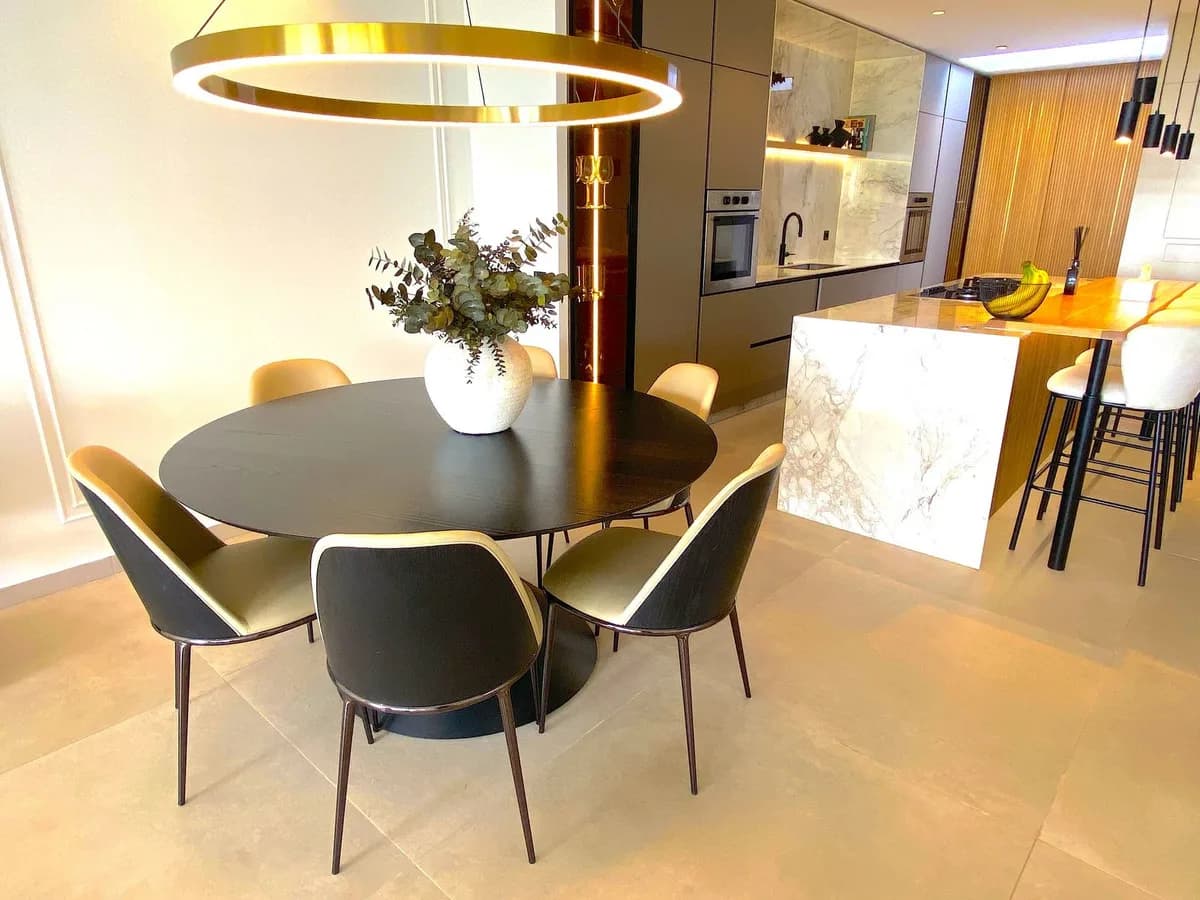 4 Bedroom Townhouse for Sale in La Quinta, Málaga - Image 9