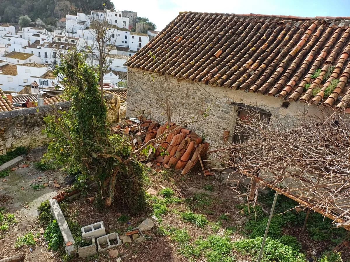 4 Bedroom Detached Villa for Sale in Casares, Málaga - Image 5