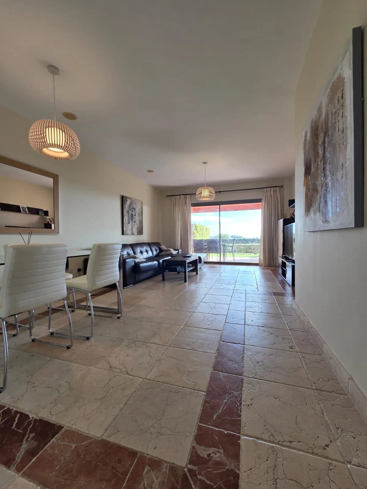 2 Bedroom Ground Floor Apartment for Sale in Estepona, Málaga - Image 4