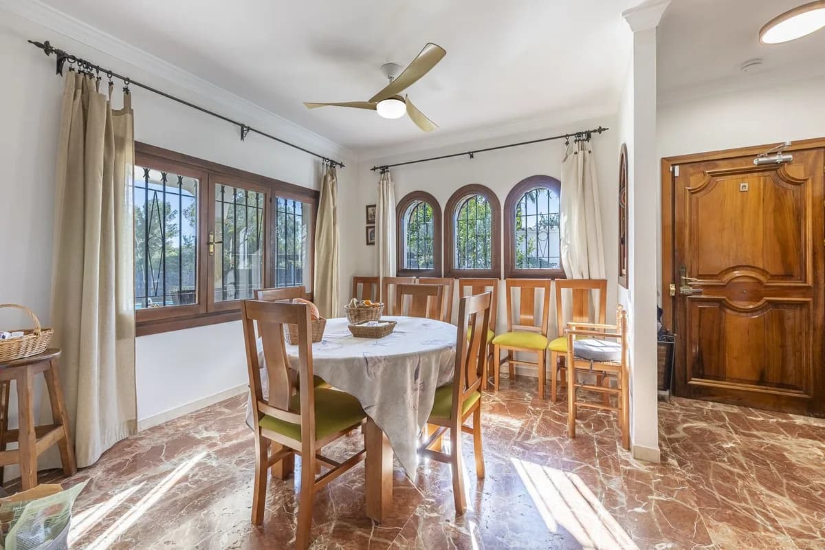 3 Bedroom Detached Villa for Sale in Guadalmina Alta, Málaga - Image 8