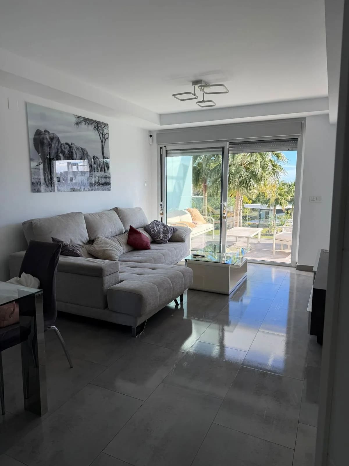 2 Bedroom Ground Floor Apartment for Sale in Estepona, Málaga - Image 3