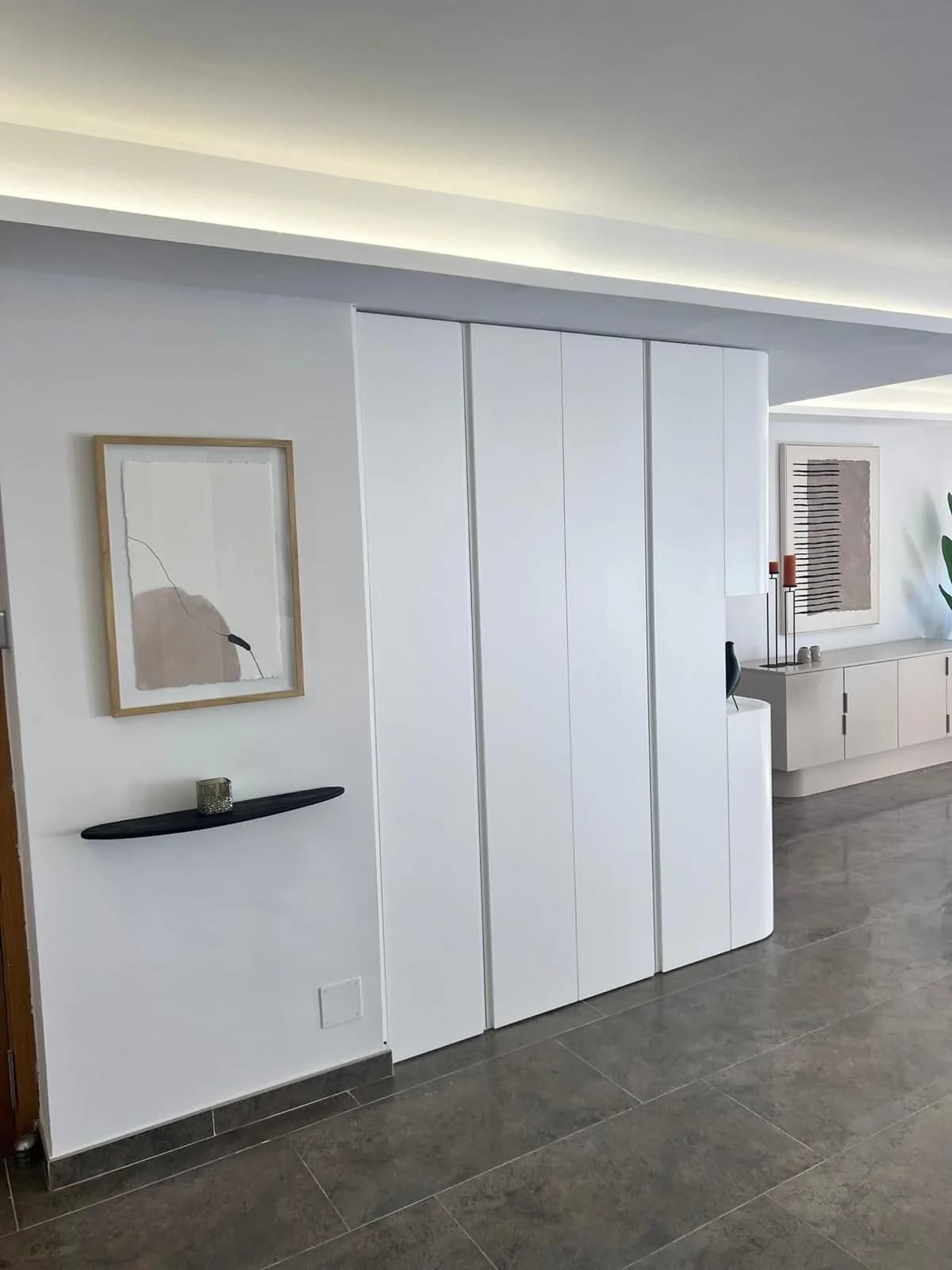 4 Bedroom Middle Floor Apartment for Sale in Fuengirola, Málaga - Image 9