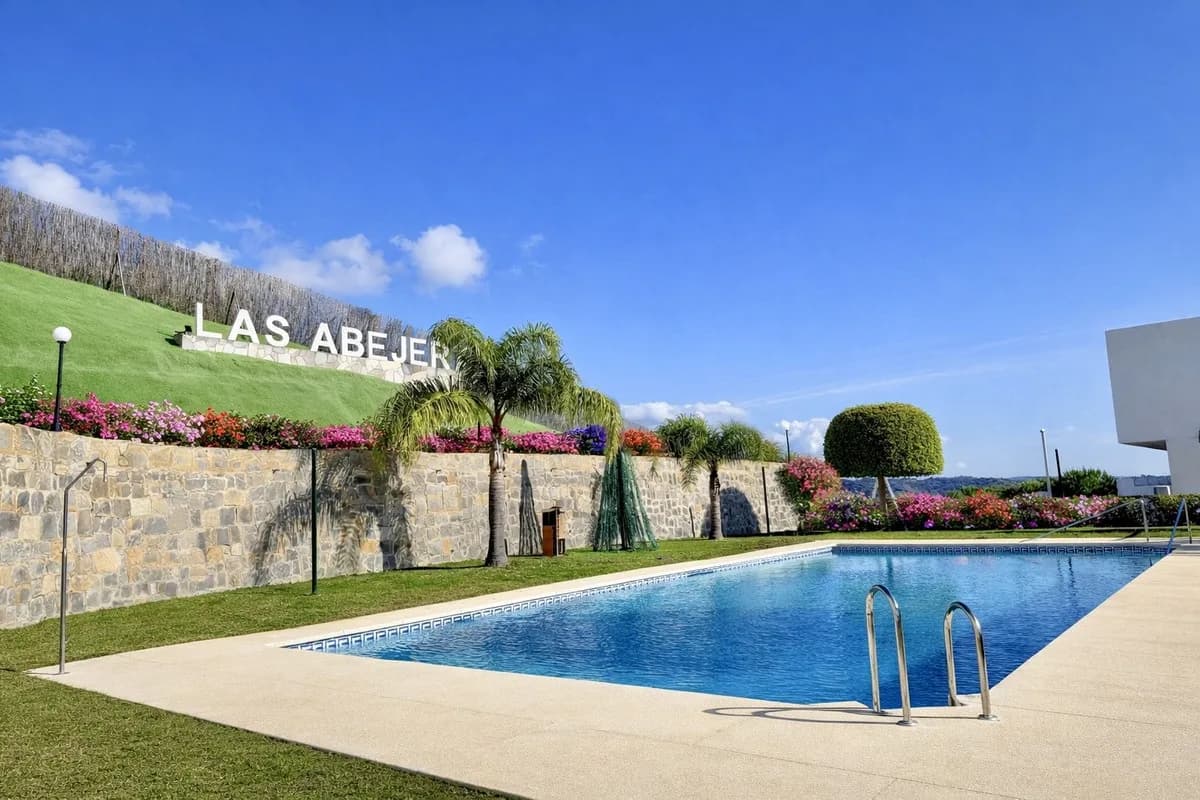 1 Bedroom Duplex for Sale in Estepona, Málaga