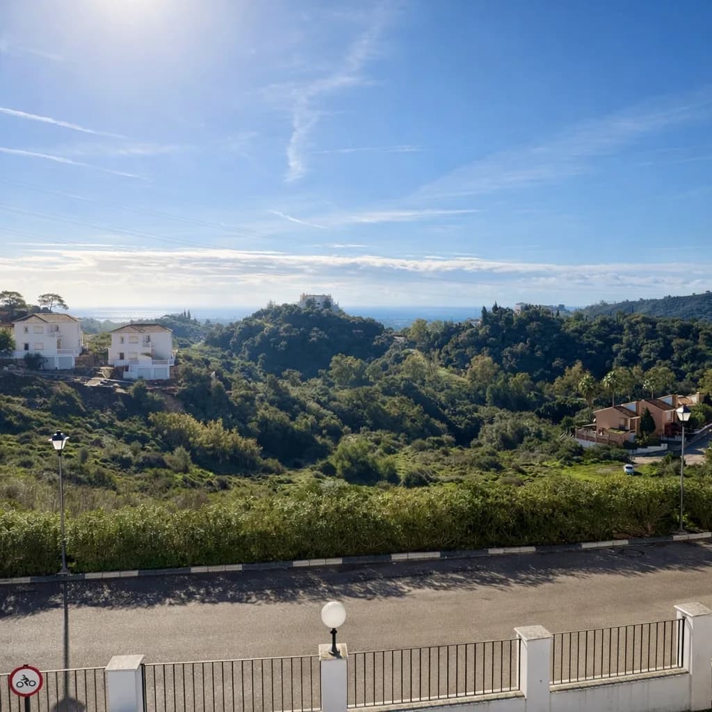 1 Bedroom Duplex for Sale in Estepona, Málaga - Image 3