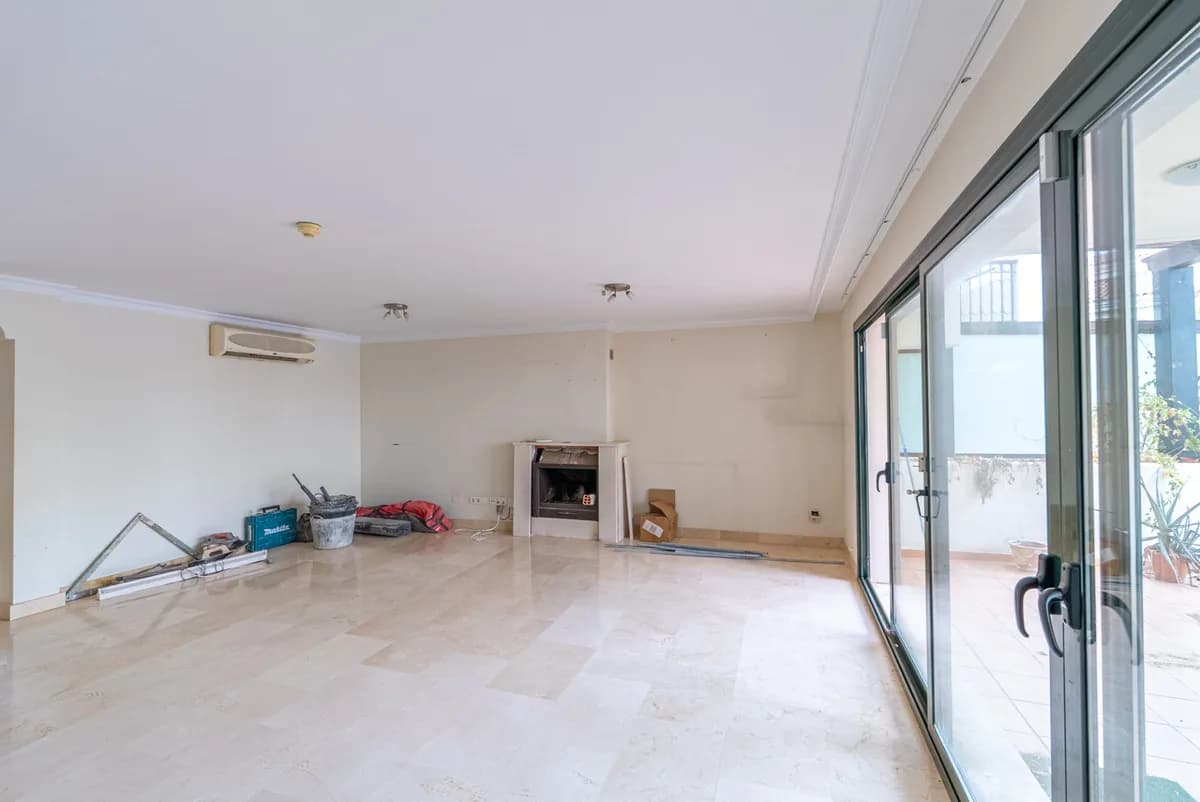 4 Bedroom Townhouse for Sale in Estepona, Málaga - Image 9