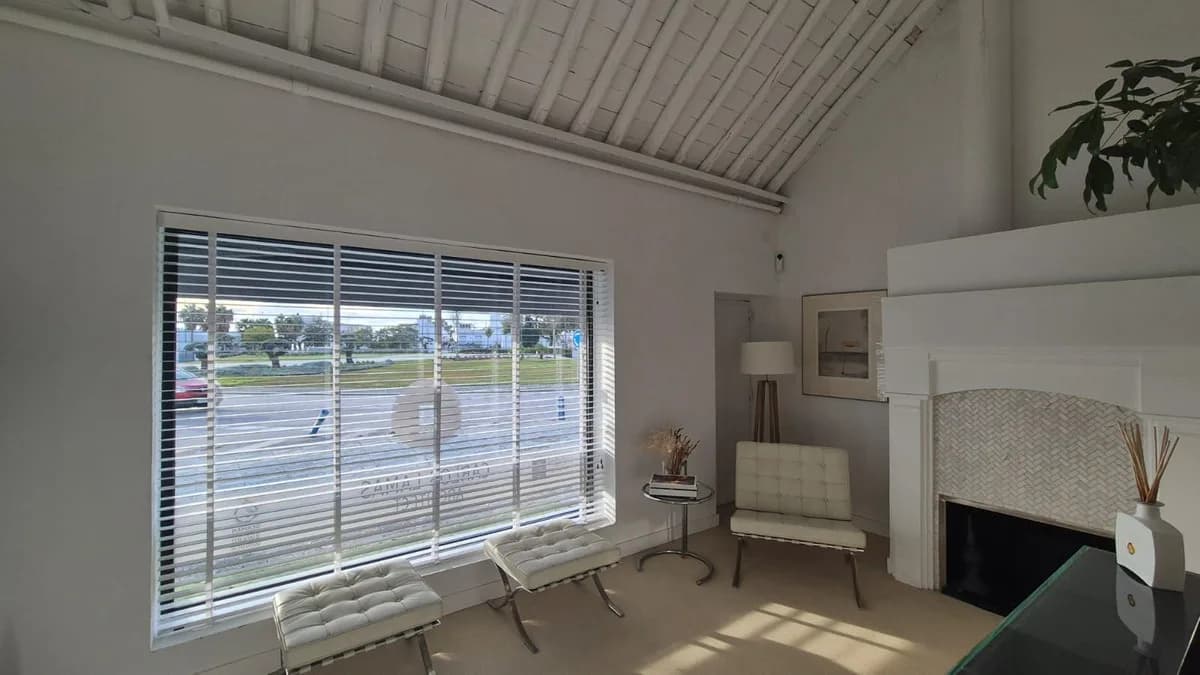 3 Bedroom Detached Villa for Sale in San Pedro de Alcántara, Málaga - Image 3