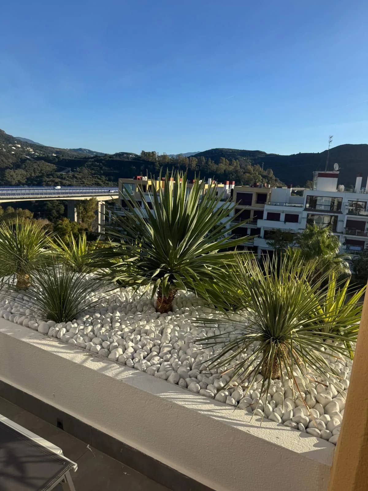 3 Bedroom Penthouse Duplex for Sale in Benahavís, Málaga - Image 9