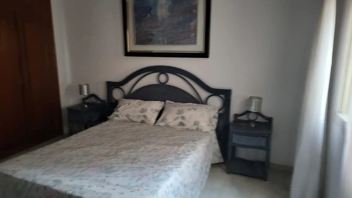 2 Bedroom Penthouse for Sale in Marbella, Málaga - Image 9